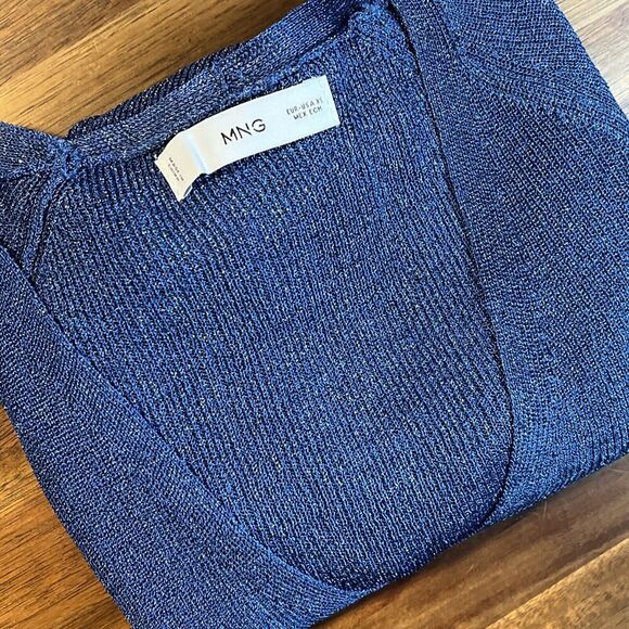 MNG by Mango Blue Shimmer Knit Sweater Pullover V Neck Size Xtra Small Sparkle - Picture 5 of 5